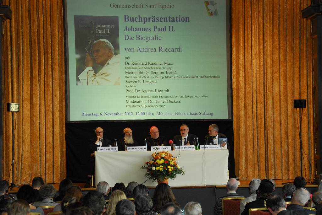 München: Buchvorpräsentation der Biographie über Johannes Paul II